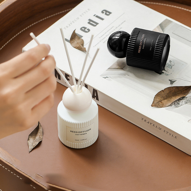 50 مل عطر غرفة النوم المنزلية  - مراجعة Home Fragrance Jasmine & Yuzu Porcelain Diffuser وسعره